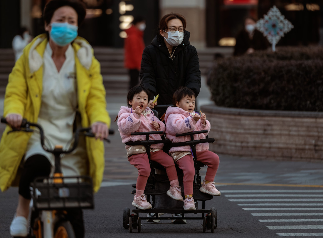 Nakon skoro 1.000 dana: Hong Kong ukinuo mjeru obaveznog nošenja maski