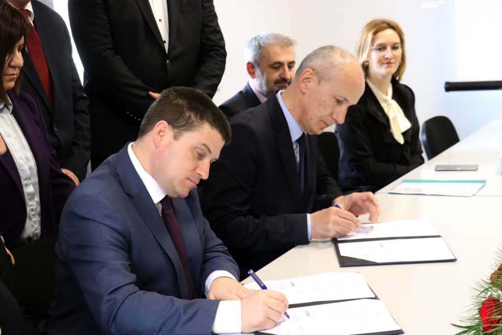 Potpisan ugovor o izgradnji regionalne ceste vrijedan 7,3 milijuna eura