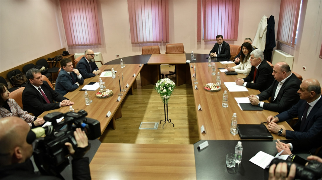 Sastanak zvaničnika Hrvatske i BiH o poboljšanju saobraćaja i infrastrukture