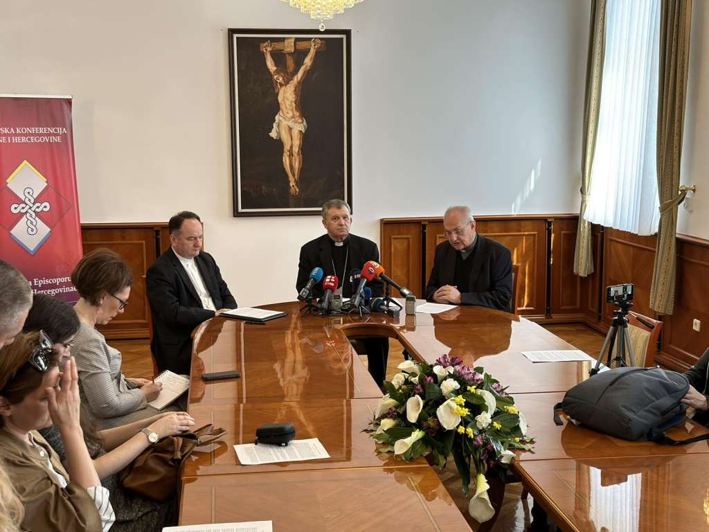 Nadbiskup Vukšić: Dijalog nema moralno prihvatljivu alternativu