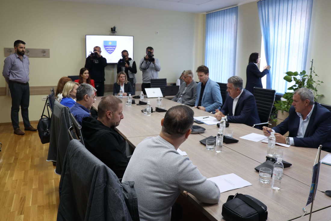 Vlada HNK usvojila Odluku o pokretanju postupka pregovora sa sindikatom radnika u zdravstvu