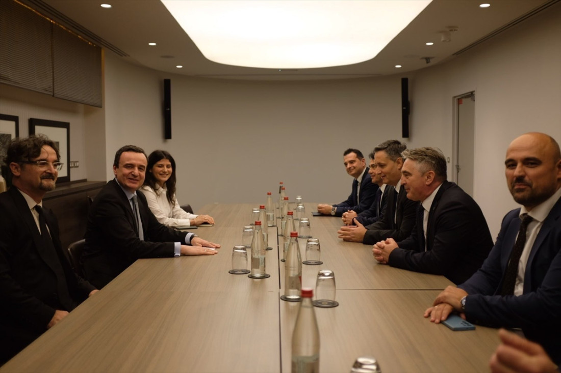 Kurti sa Komšićem i Bećirovićem o sporazumu o kretanju sa ličnim kartama