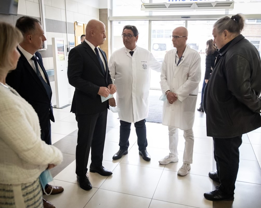 Dvoje glumaca povrijeđeno nakon što se urušio balkon u pozorištu u Budimpešti