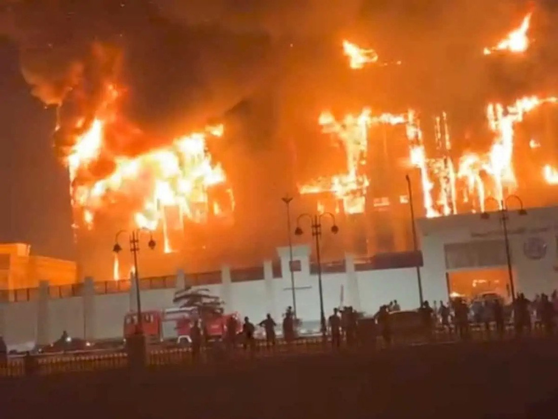 U požaru u policijskoj upravi u Egiptu povrijeđeno 38 osoba