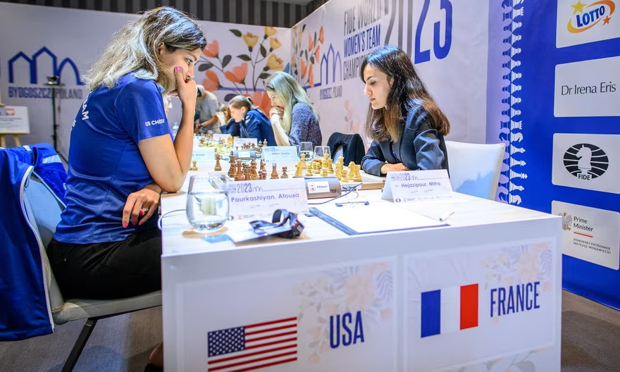 'Bilo je čudno': susret iranskih šahistkinja u egzilu