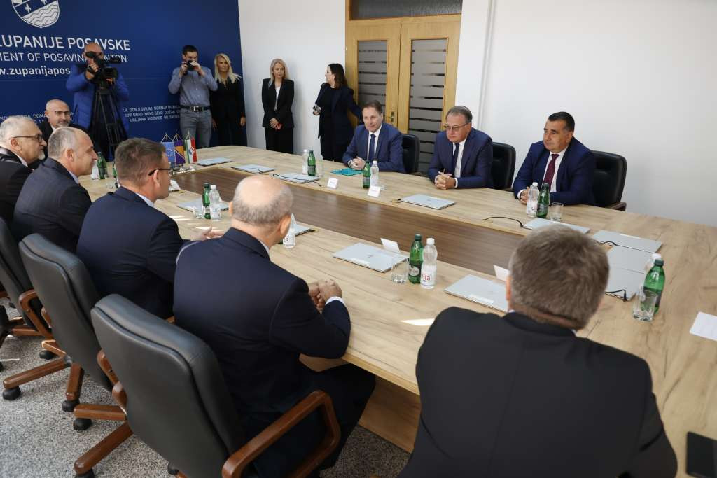 Vlada FBiH u Orašju: Olakšati poljoprivrednicima da dođu do sredstava