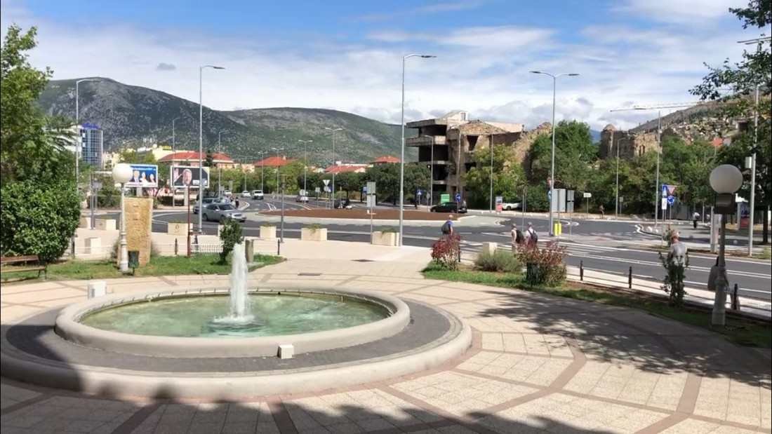 Priveden Amerikanac koji je udario pješaka u Mostaru pa pobjegao