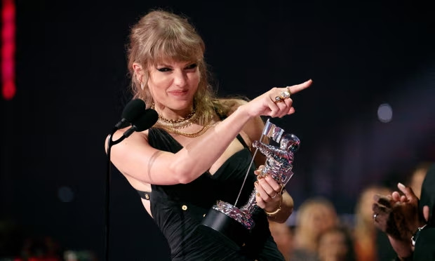 MTV VMA 2023: Taylor Swift velika pobjednica na ceremoniji slavljenja hip-hopa i Shakire