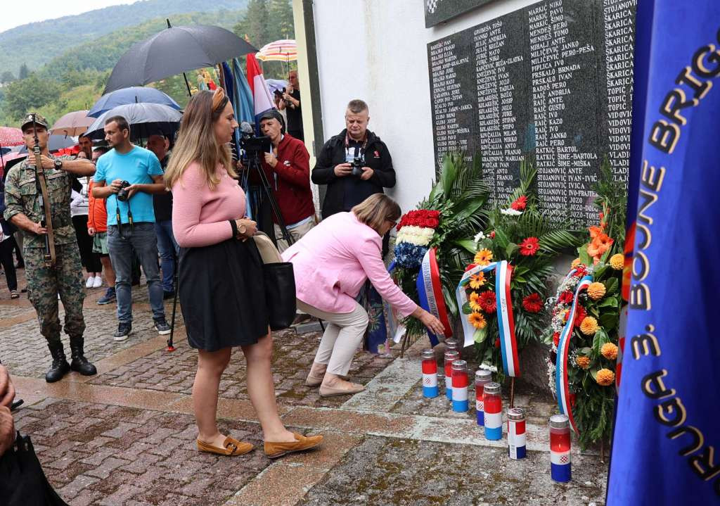 Trideset godina od zločina u Uzdolu: Obitelji i dalje traže pravdu