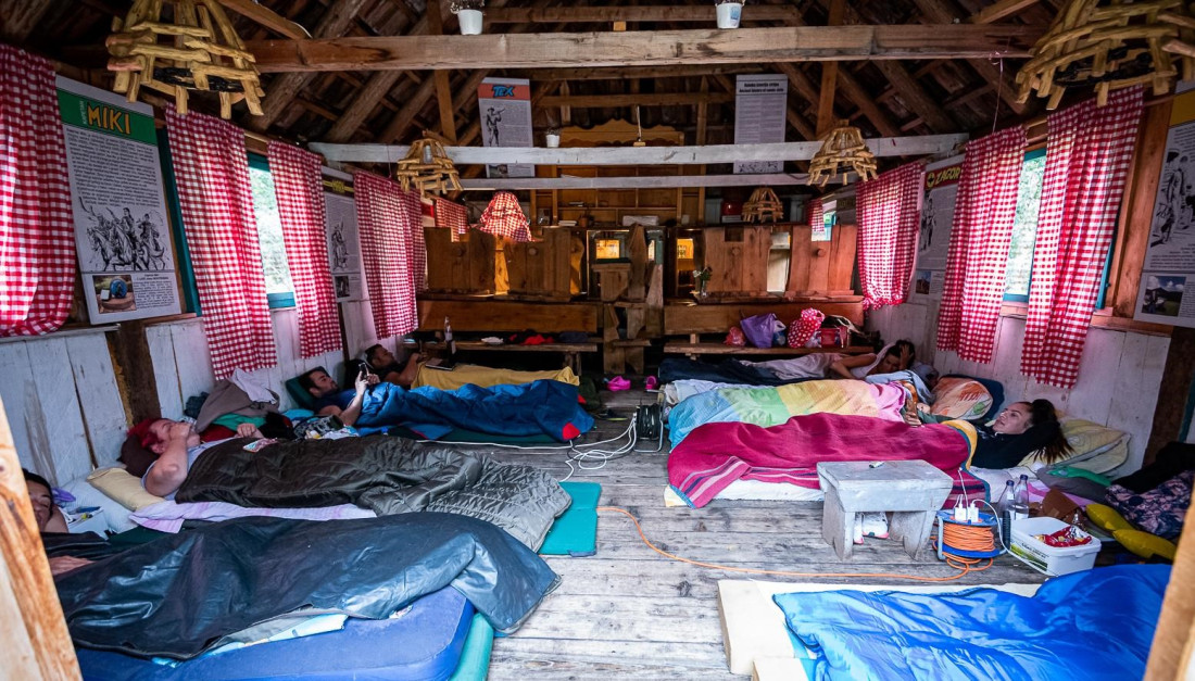 Oboreni svi dosadašnji rekordi: Takmičenje u ležanju u Crnoj Gori traje već mjesec dana