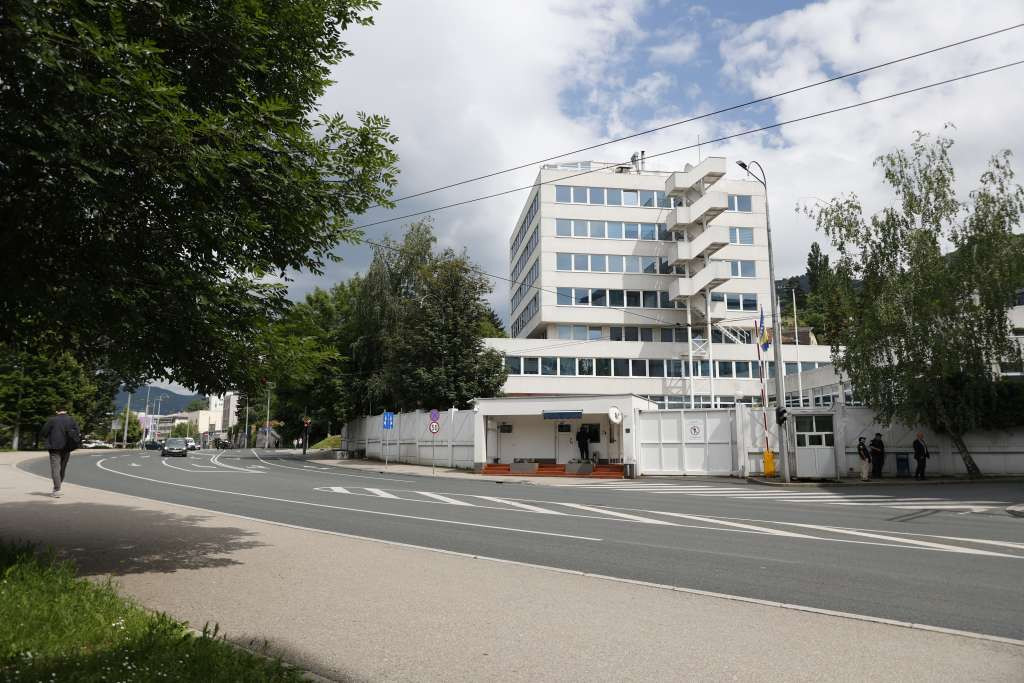 OHR - Vlada RS mora prestati s udarima na pravo građana na udruživanje i ne treba se plašiti kritika