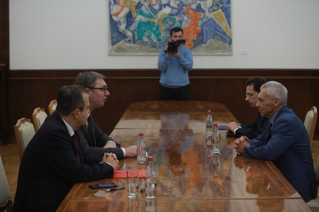 Vučić optužio Kurtija za "etničko čišćenje", danas sastanak Lajčaka i Escobara