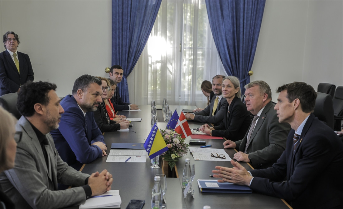 Konaković i Rasmussen: Ojačati bilateralne veze, budućnost BiH u evropskoj porodici