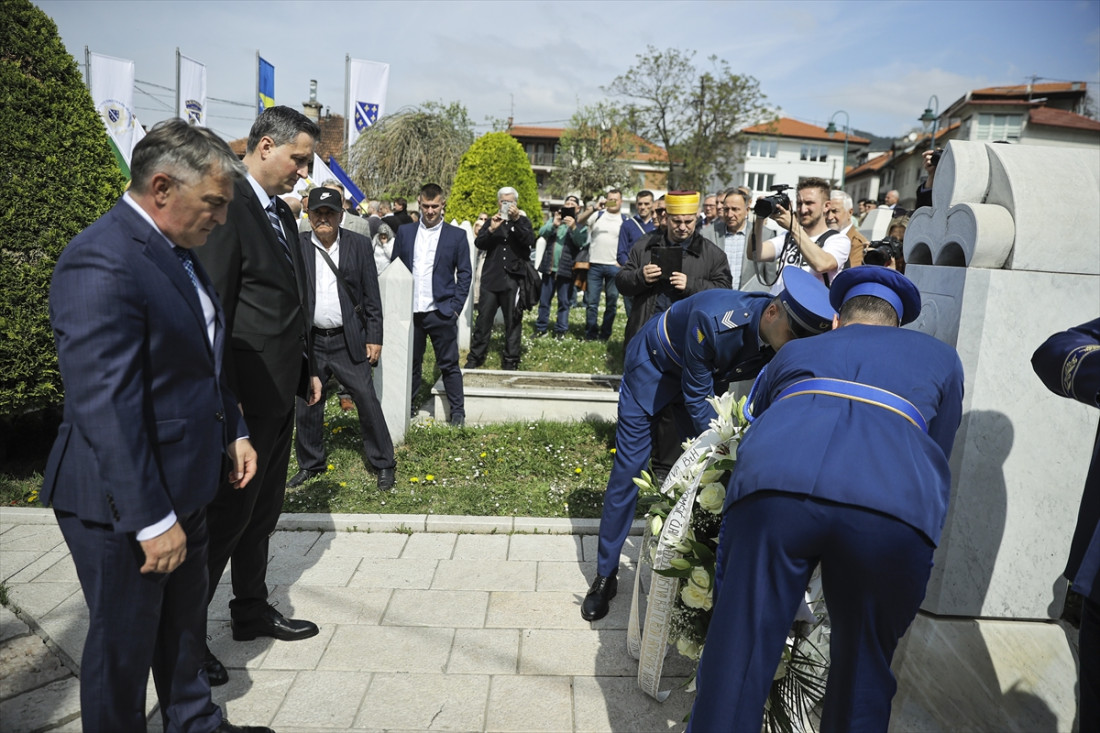 "Insistiranje da se rezolucija obori govori samo o jednoj vrsti paranoje"