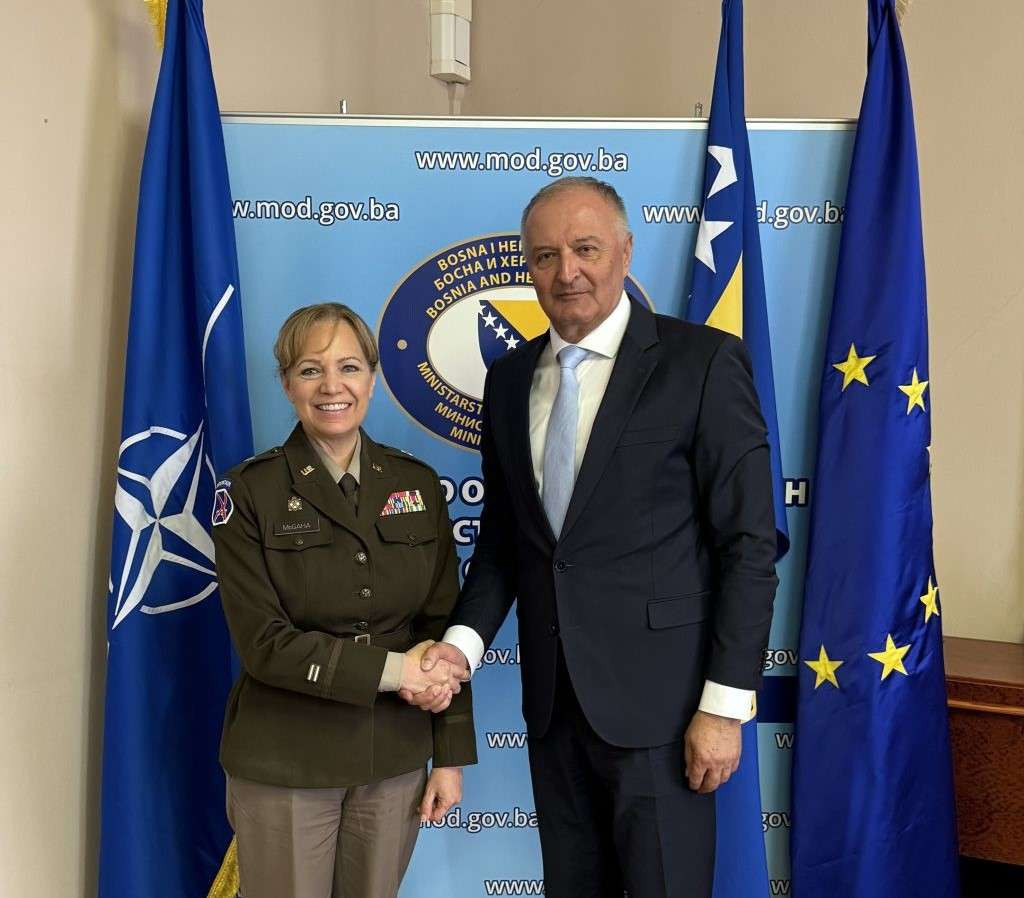 McGahа u posjeti MOBiH: Saradnja BiH sa NATO-om sve jača