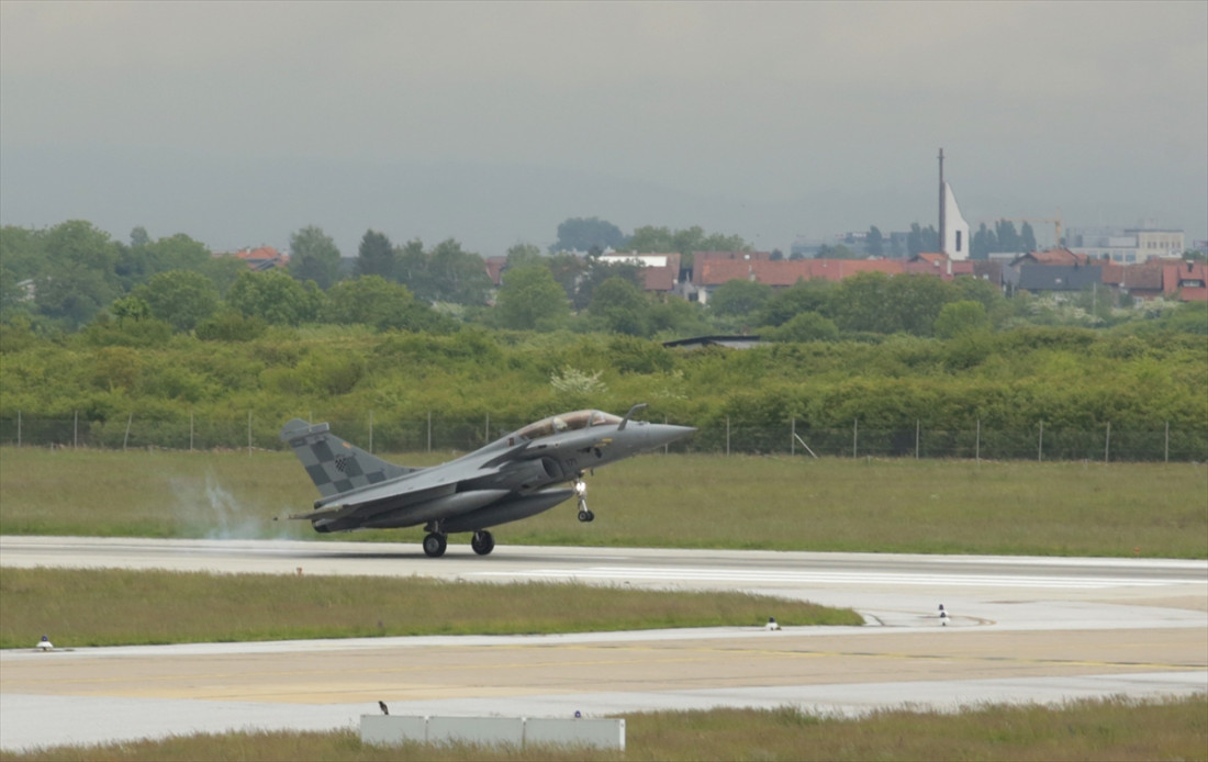 Prvih šest aviona Rafale sletjelo u Zagreb