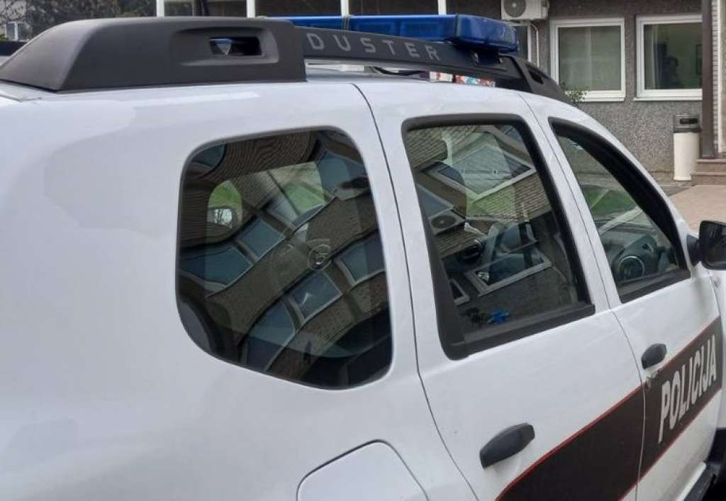 S električnog stupa u Stocu pao i poginuo radnik