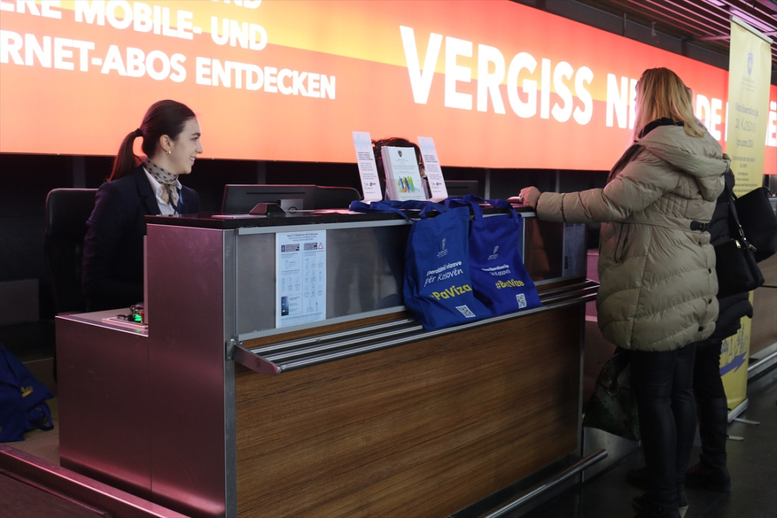 Prvi Kosovari krenuli na putovanje u evropske zemlje bez viza