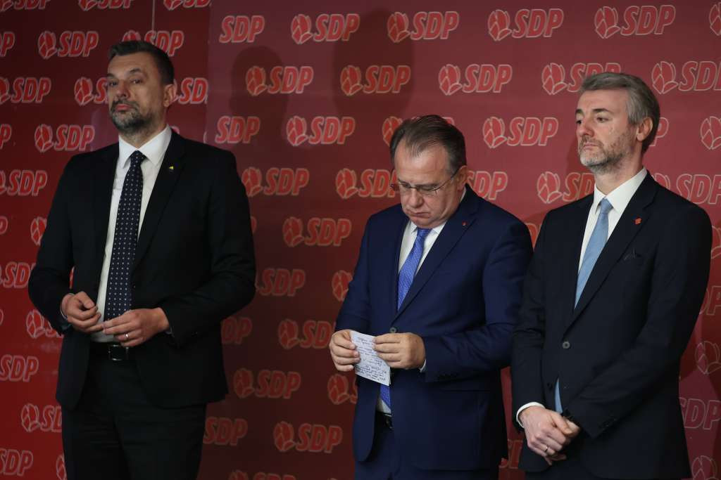 Bez opozicije: Danas sastanak o izmjenama Ustava