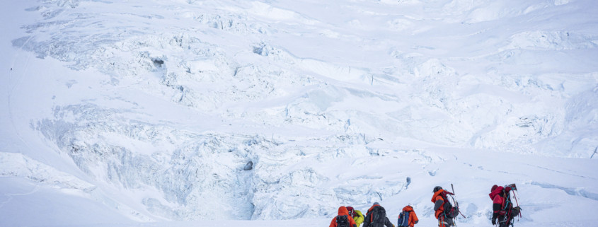 Prve žrtve ove sezone na Mount Everestu