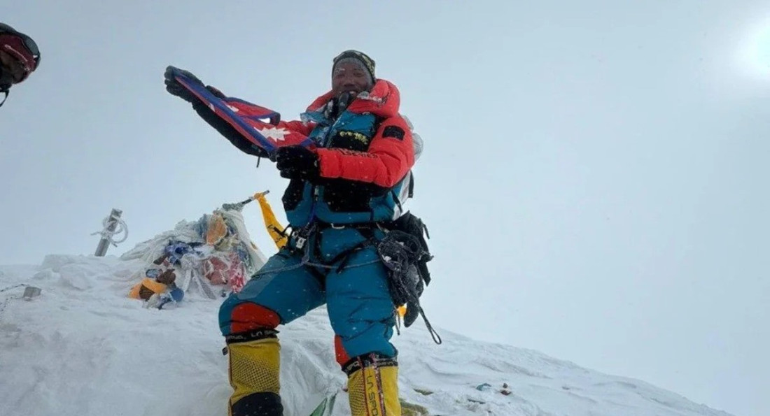 Nepalski alpinista 30. put na vrhu Mount Everesta, novi svjetski rekord