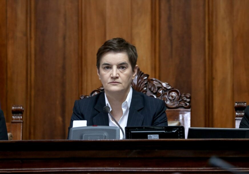 Brnabić: Predlaganje rezolucije o Srebrenici je "farsa"