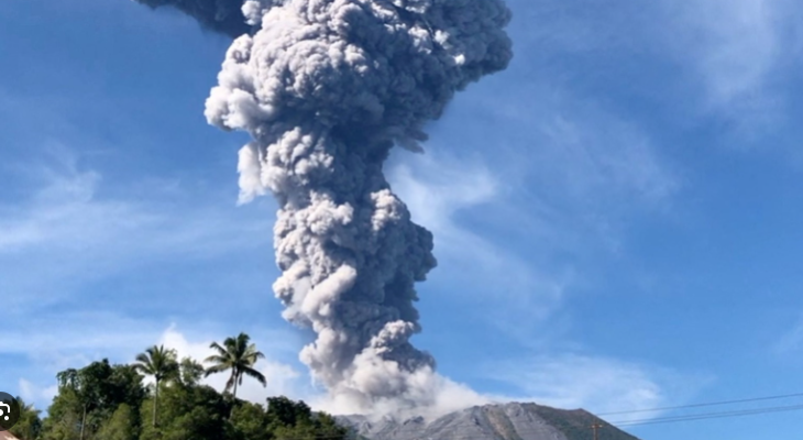 Nova erupcija vulkana Ibu u Indoneziji