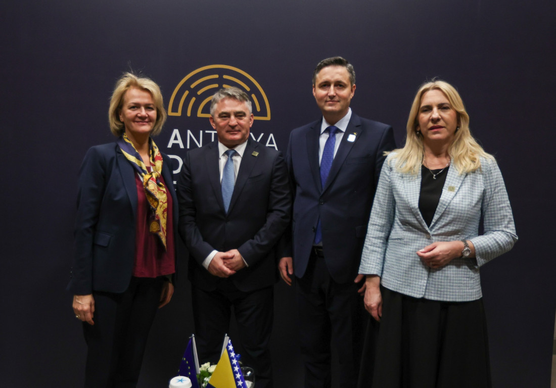 Članovi Predsjedništva BiH sa izvršnom direktoricom za Evropu u Evropskoj službi za vanjske poslove