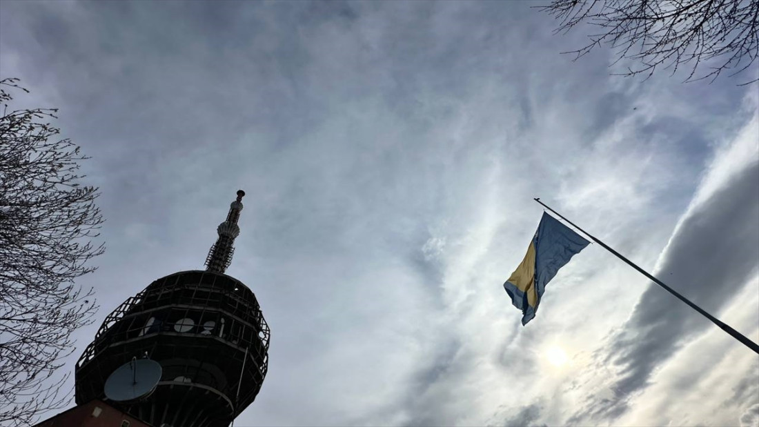 Podizanjem zastave na Humu i polaganjem cvijeća obilježen Dan nezavisnosti