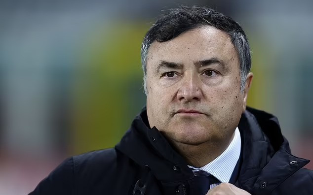 Generalni menadžer Fiorentine na aparatima za održavanje života