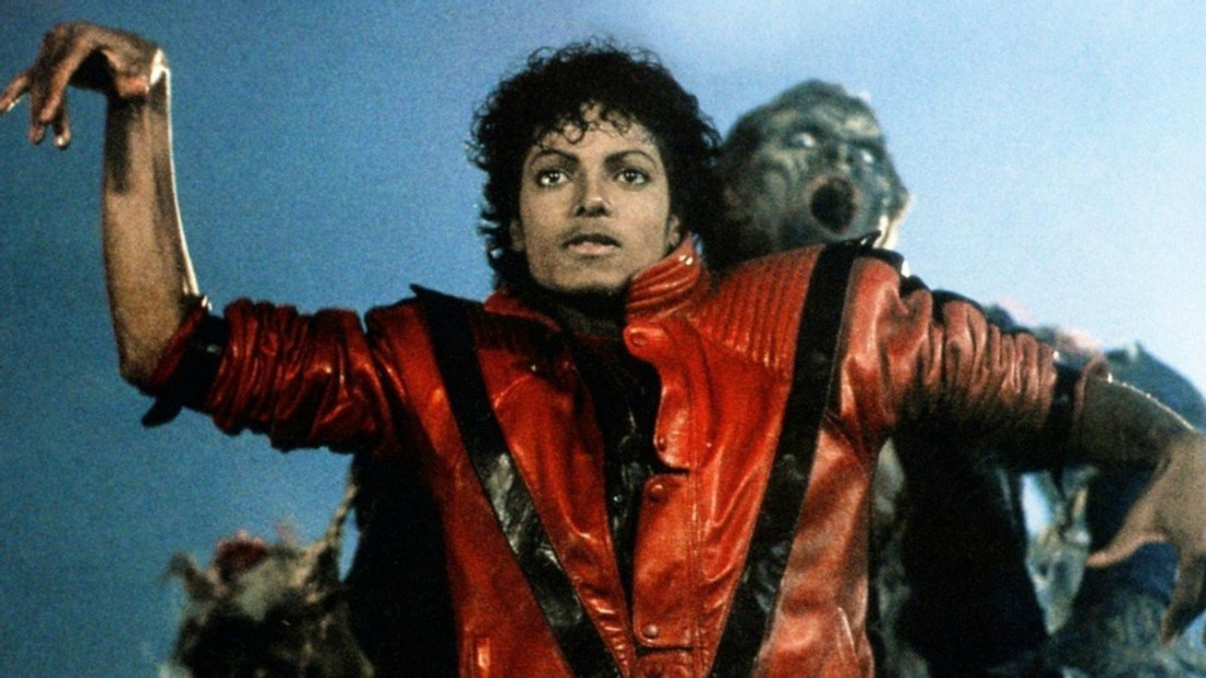 Jedna od legendarnih Michael Jacksonovih 'Thriller' jakni je na aukciji