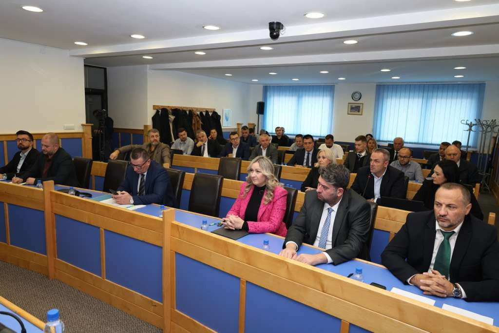 Vanredno zasjedanje Skupštine BPK s akcentom na ugrožavanje bezbjednosti poslanika Šalake