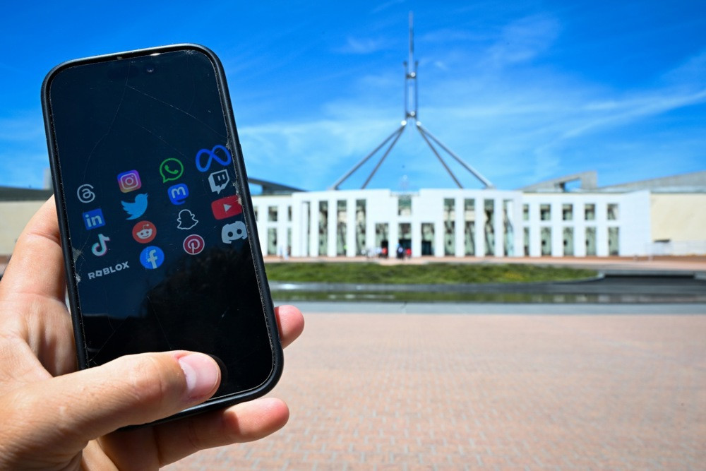 Prva svjetska zabrana društvenih mreža za tinejdžere stupila na snagu u Australiji