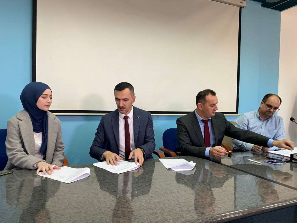 Dodijeljene 23 stipendije uspješnim učenicima i studentima povratnicima u TK