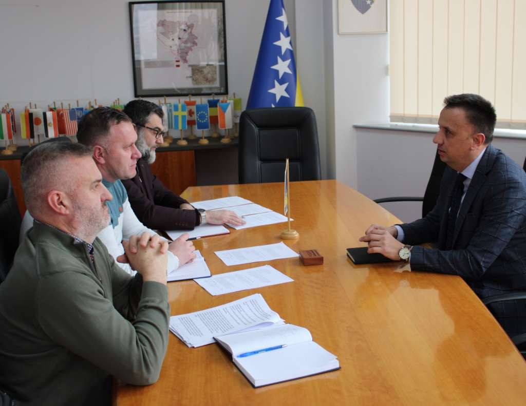 Lakić sa Sindikatom Nove Željezare Zenica: Radnici su prioritet