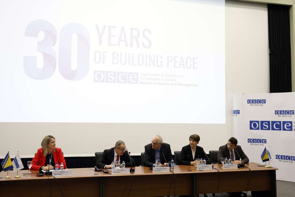 Tri decenije Misije OSCE-a u BiH: Partnerstvo u izgradnji mira, demokratije i institucija