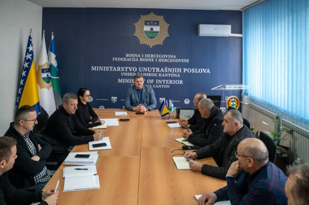 MUP USK započeo javne konsultacije o zakonu o oružju i municiji