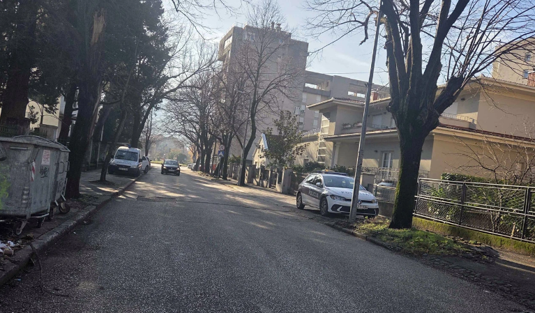 Dojave o bombama u školama u Mostaru, učenici evakuirani