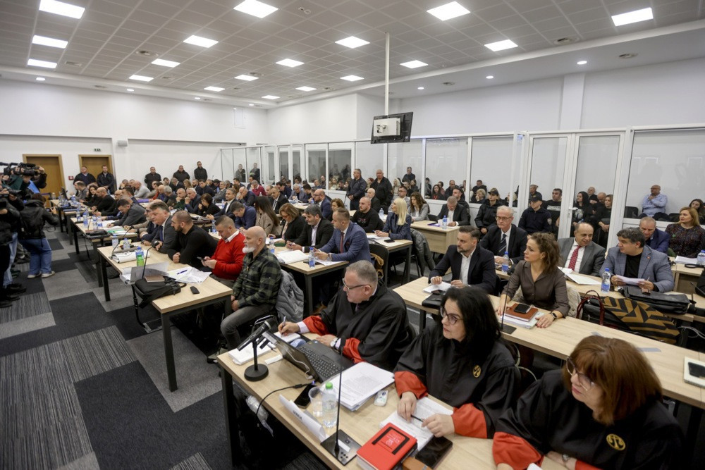 Suđenje za požar u diskoteci Puls: Kamberiju u zatvoru oduzeto 13 mobilnih telefona i laptop