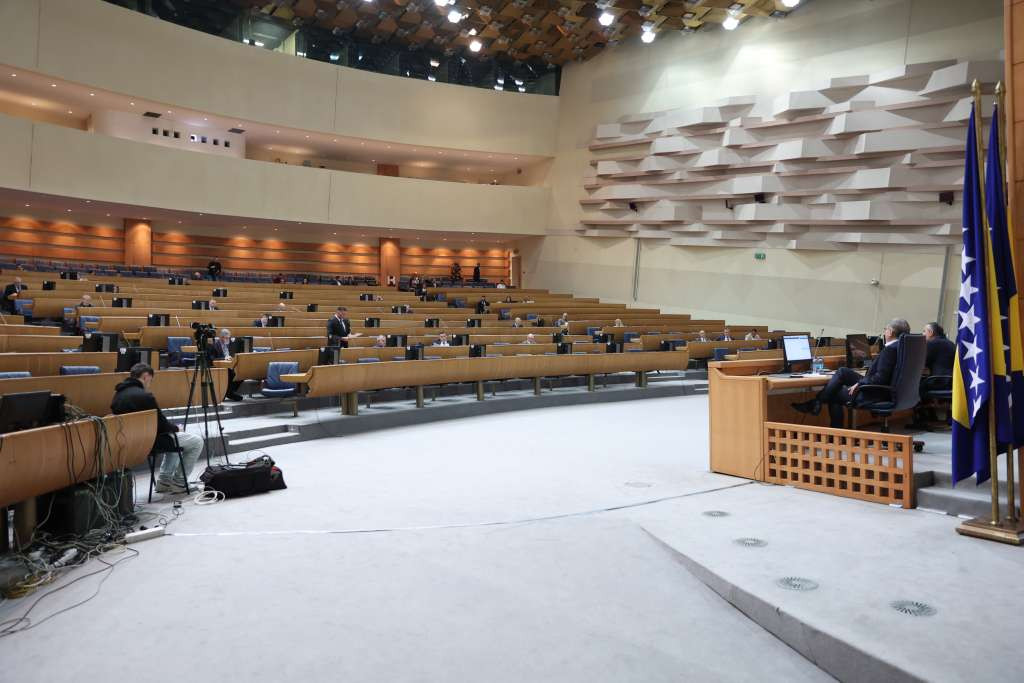 Razmatranje u prvom čitanju: Zakon o VSTV-u bez pune političke podrške u Predstavničkom domu