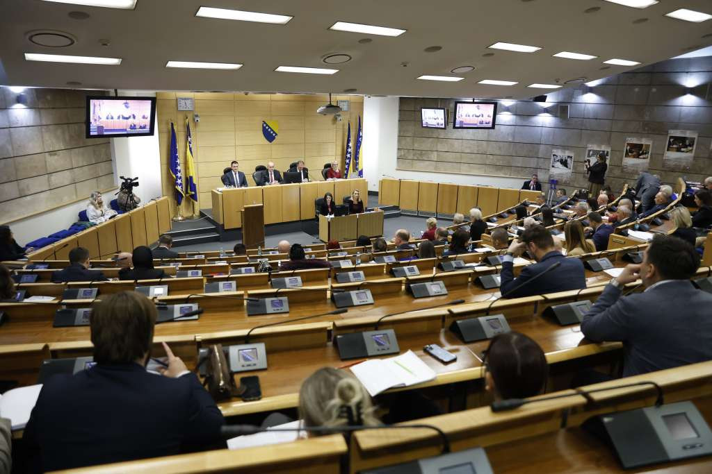 Novi krediti za Federaciju BiH: Put Koridor 5c i rekonstrukcija psihijatrijskih bolnica