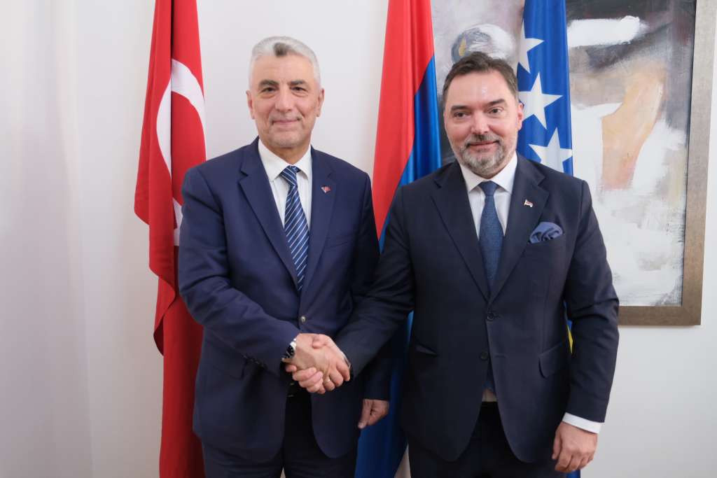 Košarac i Bolat potpisali Revidiranu PEM konvenciju za jačanje ekonomskih veza BiH i Turske