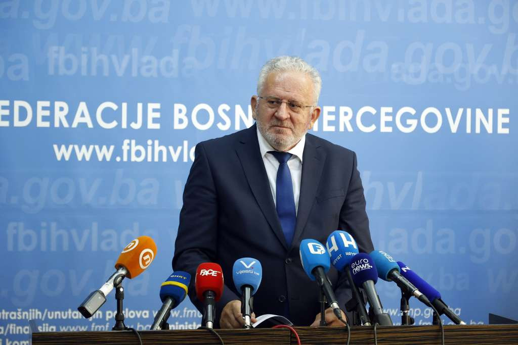 Čengić: Ne može se očekivati značajno povećanje minimalca u 2026.