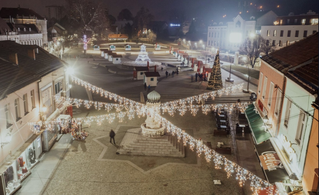 Zbog pijeteta prema žrtvama požara otkazana manifestacija 'Zima u Tuzli' i javni doček Nove godine