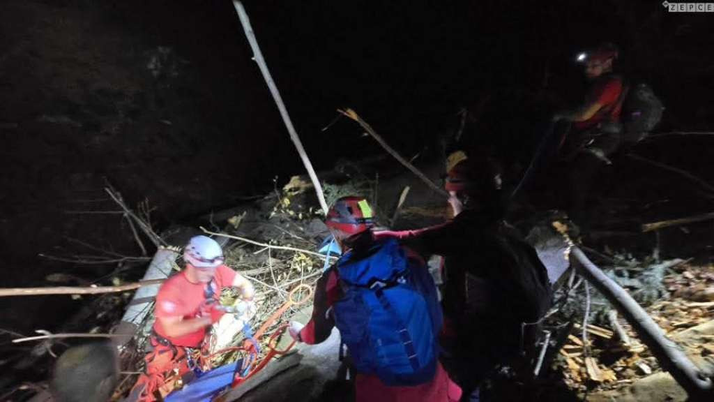 GSS Žepče kod Želeće izvukao tijelo poginulog šumskog radnika S. Z. iz Brčkog