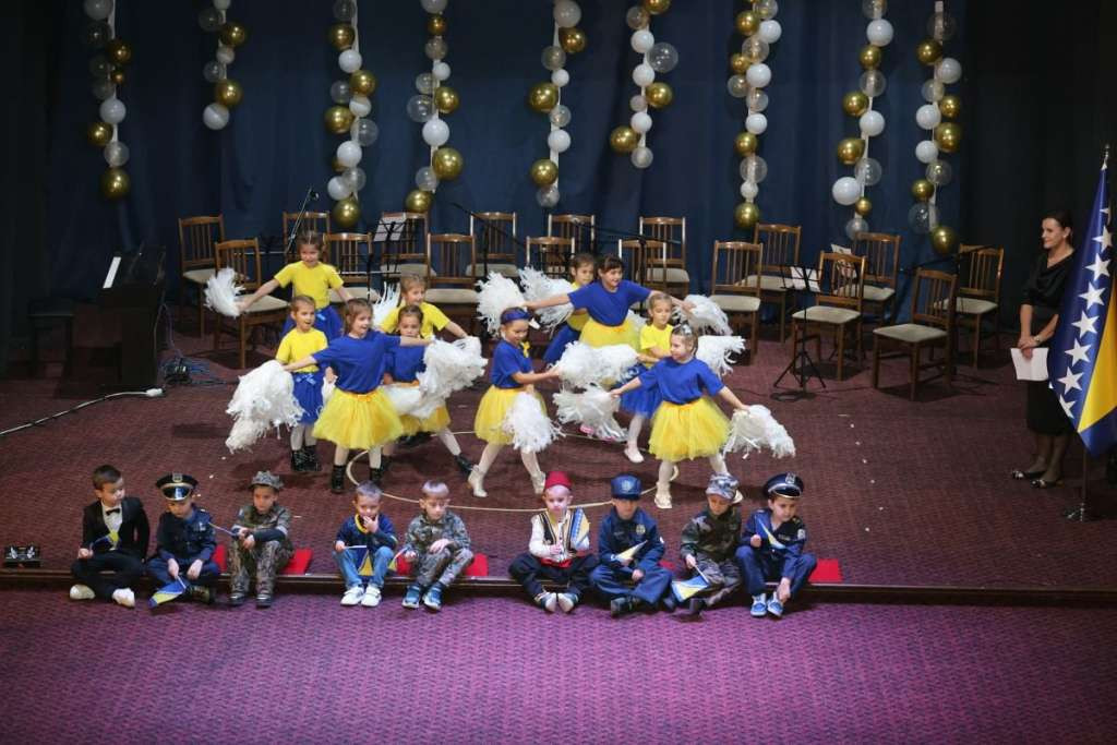 Svečanost u Goraždu "Domovina se čuva u srcu, a gradi znanjem"