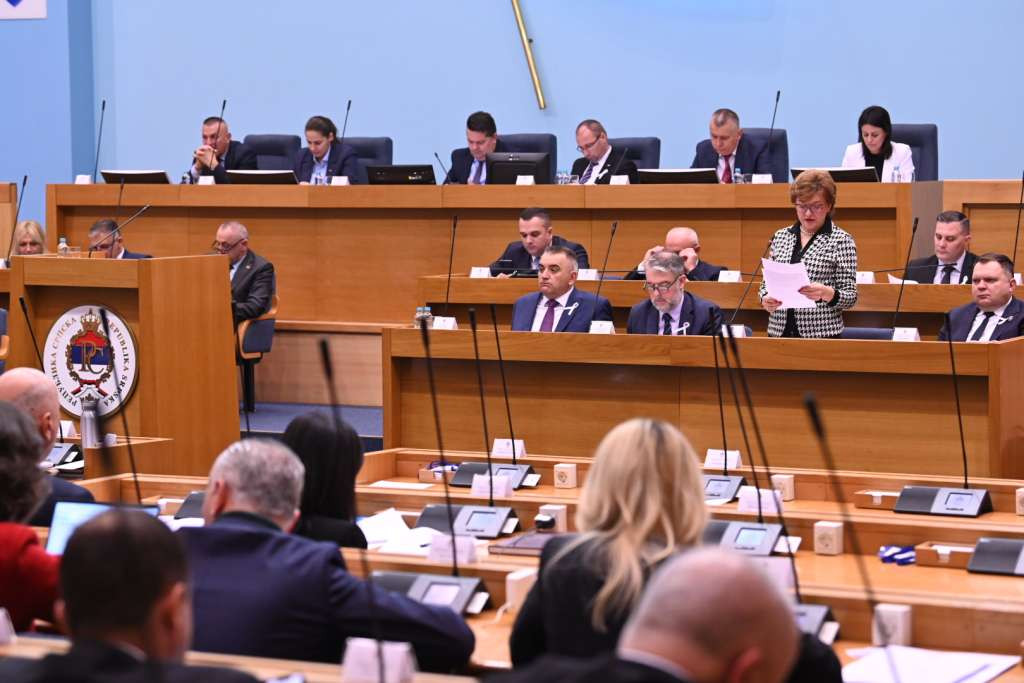 Bodiroga: Ko plaća Dodiku helikopterske usluge i obezbjeđenje