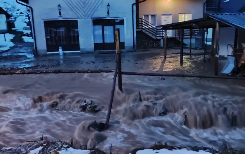 Poplave u Fojnici i Kreševu: šteta velika, vodostaji u padu