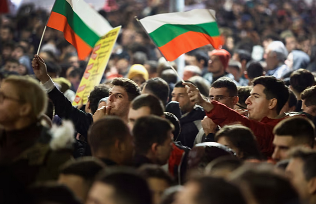 20.000 Bugara opkolilo parlament, Vlada nakon toga povukla Nacrt budžeta