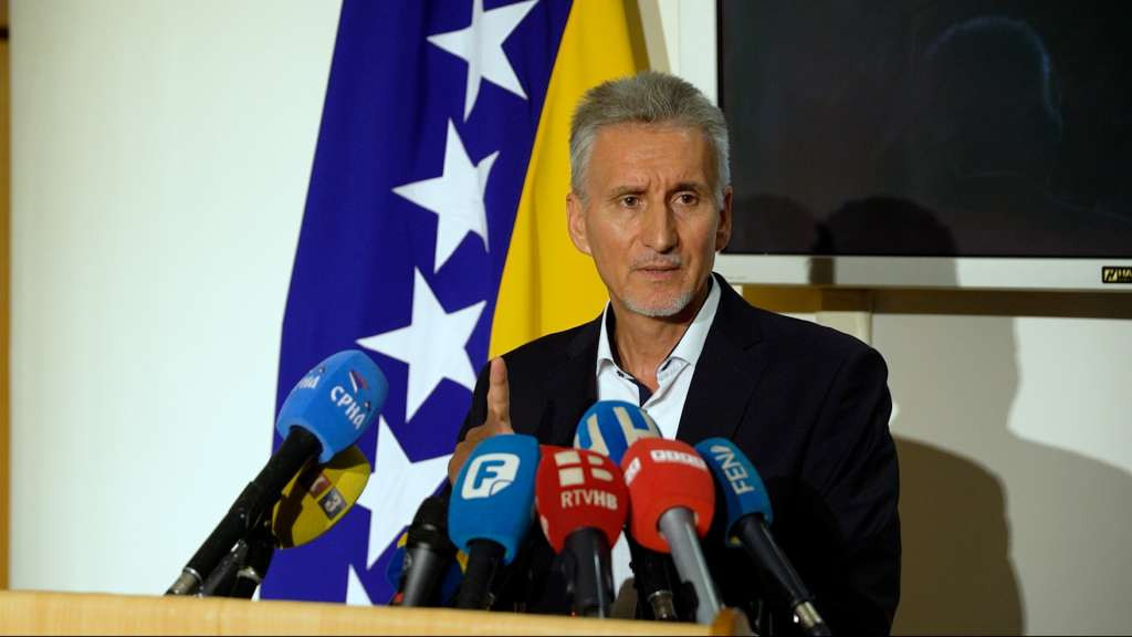 Ademović: Očigledno je da će se kvorum uskraćivati svaki put kad su smjene na dnevnom redu